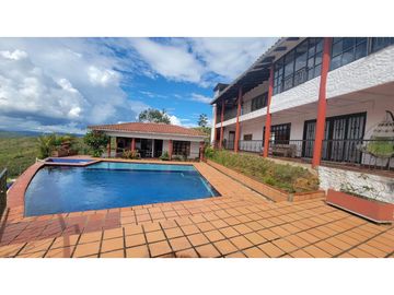 FINCA EN VENTA LAGO CALIMA DARIEN EN CONDOMINIO