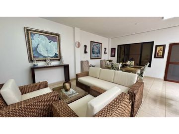 Casa de dos pisos en venta Barrio Las Mercedes Palmira Valle Colombia