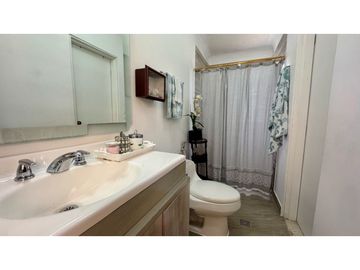 Casa de dos pisos en venta Barrio Las Mercedes Palmira Valle Colombia