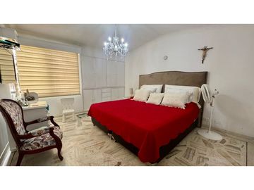 Casa de dos pisos en venta Barrio Las Mercedes Palmira Valle Colombia
