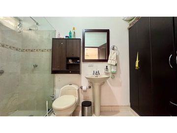 Casa de dos pisos en venta Barrio Las Mercedes Palmira Valle Colombia