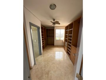 APARTAMENTO DE 4 HABITACIONES EN VENTA EN ALTOS DE RIOMAR