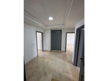 APARTAMENTO DE 4 HABITACIONES EN VENTA EN ALTOS DE RIOMAR
