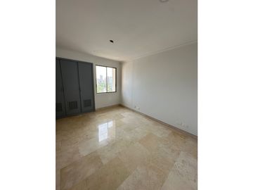 APARTAMENTO DE 4 HABITACIONES EN VENTA EN ALTOS DE RIOMAR