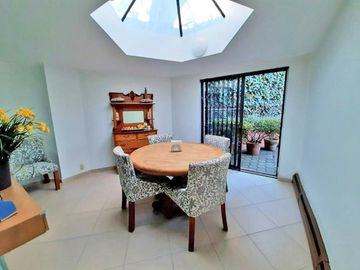 Casa en venta en Cerrada La Loma, La Herradura