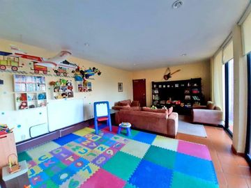 Casa en venta en Cerrada La Loma, La Herradura