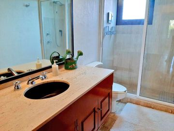 Casa en venta en Cerrada La Loma, La Herradura