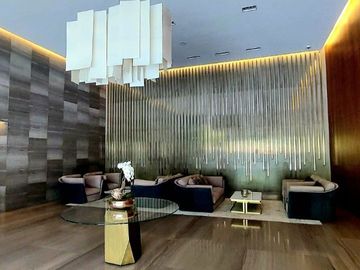 Espectacular departamento en venta,  Residence, Bosque Real.
