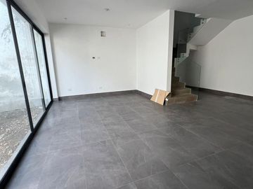 CASA VENTA $6,350,000 M.N. CUMBRES ELITE PREMIER A ESTRENAR