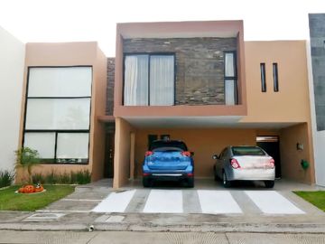 Casa en VENTA en LOMAS DIAMANTE