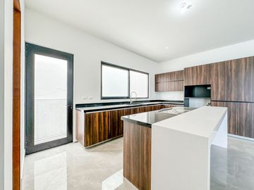 Casa en venta en Bosques de las Misiones Sector Encino en Santiago