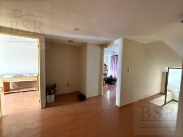 Propiedad en Venta sobre Av. Isidro Fabela, Toluca, Estado de México