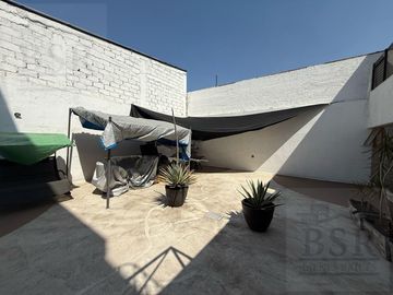 Propiedad en Venta sobre Av. Isidro Fabela, Toluca, Estado de México