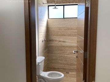PREVENTA DE CASA MINIMALISTA EN FRACC. RESIDENCIAL LOMA BONITA, EN TAMPICO