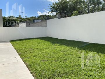 PREVENTA DE CASA MINIMALISTA EN FRACC. RESIDENCIAL LOMA BONITA, EN TAMPICO