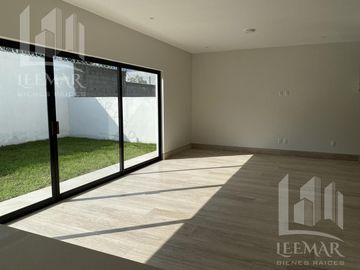 PREVENTA DE CASA MINIMALISTA EN FRACC. RESIDENCIAL LOMA BONITA, EN TAMPICO