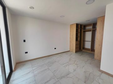 CASA EN VENTA EN PARQUE REAL RESIDENCIAL, ZONA SAN JUAN CUAUTLANCINGO.
