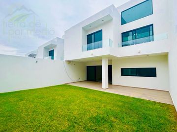 Increible y Exclusiva Casa en Venta en Cumbres del Lago Juriquilla, Queretaro, Mexico