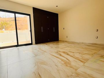 Increible y Exclusiva Casa en Venta en Cumbres del Lago Juriquilla, Queretaro, Mexico