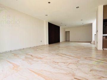Increible y Exclusiva Casa en Venta en Cumbres del Lago Juriquilla, Queretaro, Mexico