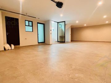 Increible y Exclusiva Casa en Venta en Cumbres del Lago Juriquilla, Queretaro, Mexico