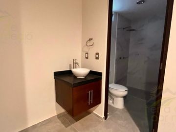 Increible y Exclusiva Casa en Venta en Cumbres del Lago Juriquilla, Queretaro, Mexico