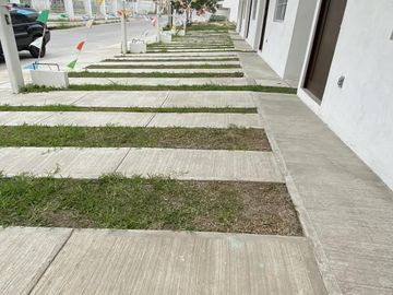 Casa  Nuevas en  venta, de 3 recamaras y 2.5 baños, en fracc. Floresta