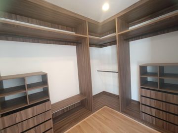 VENTA casa 4 recamaras en Puebla fraccionamiento Arboreto