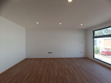 VENTA casa 4 recamaras en Puebla fraccionamiento Arboreto