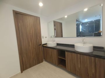 VENTA casa 4 recamaras en Puebla fraccionamiento Arboreto