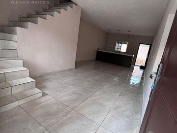 Casa en  Venta 2 recamaras con patio y estacionamiento en la col. Borreguera