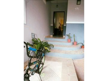 VENDO  CASA EN LA CHORRERA ALTOS DEL CAMPO