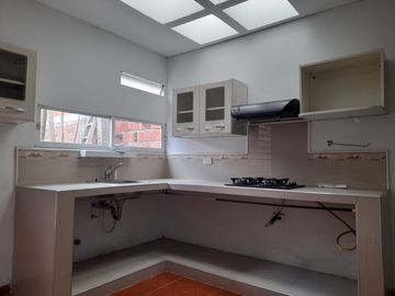 Vendemos Apartamento Segundo Piso Yumbo