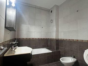 Venta PH 2 AMB Isidro Casanova PATIO APTO CREDITO