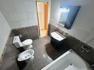 Venta PH 2 AMB Isidro Casanova PATIO APTO CREDITO