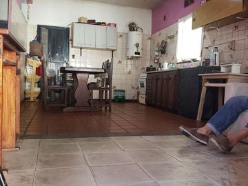 VENTA CASA - DEPTO Y LOCAL CON COCHERA EL TALAR