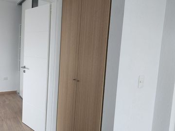 VENTA CASA LOTE INTERNO CEIBOS - PUERTOS