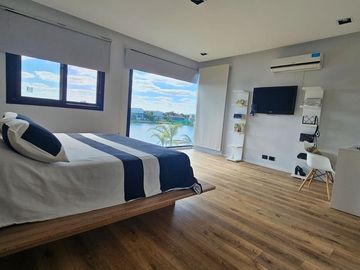 VENTA CASA PUERTOS  VISTAS CON MUELLE PRIVADO