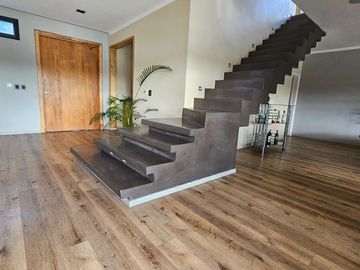 VENTA CASA PUERTOS  VISTAS CON MUELLE PRIVADO