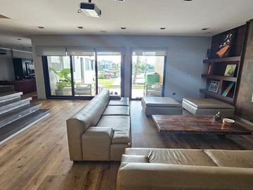 VENTA CASA PUERTOS  VISTAS CON MUELLE PRIVADO