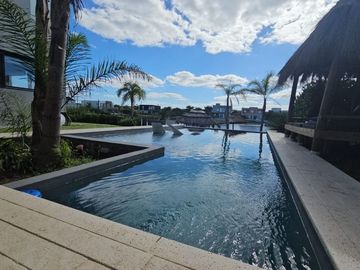 VENTA CASA PUERTOS  VISTAS CON MUELLE PRIVADO