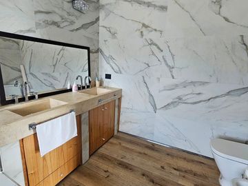 VENTA CASA PUERTOS  VISTAS CON MUELLE PRIVADO