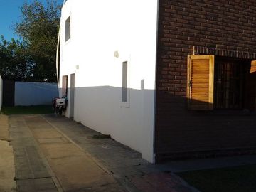 VENTA DUPLEX APTO CREDITO B° LAS PALMAS DESOCUPADO