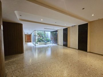 VENTA DEPARTAMENTO 6 AMBIENTES RECOLETA BAULERA