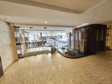 VENTA DEPARTAMENTO 6 AMBIENTES RECOLETA BAULERA