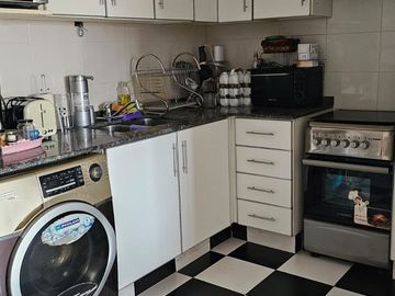 VENTA Dpto. 2 amb. con pileta en Villa del Parque