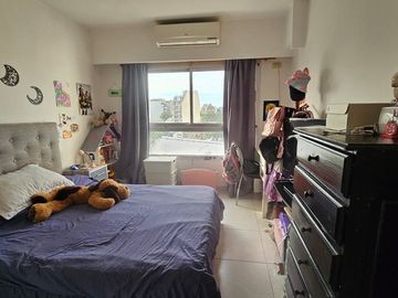 VENTA Dpto. 2 amb. con pileta en Villa del Parque