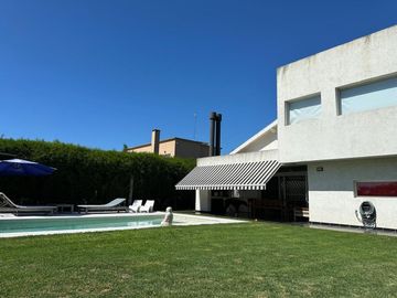 VENTA Casa 4 ambientes Santa Isabel 1, MASCHWITZ