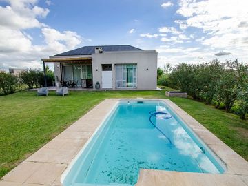 CASA 4 AMBIENTES EN VENTA SAN FELIPE CANNING