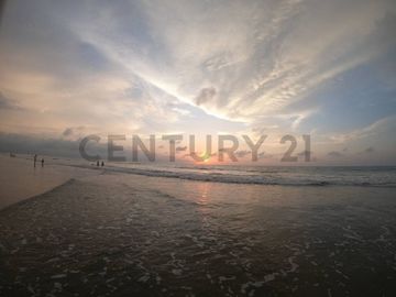 Terreno en venta en San Clemente, Manabí